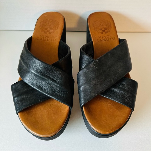 VINCE CAMUTO Black Leather Platform Slides Sandals - Picture 2 of 7